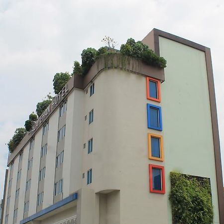 Hotel Falatehan Cakarta Dış mekan fotoğraf