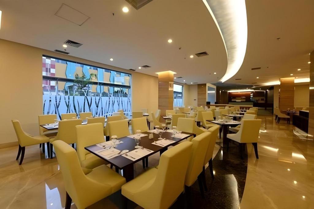 Hotel Falatehan Cakarta Dış mekan fotoğraf